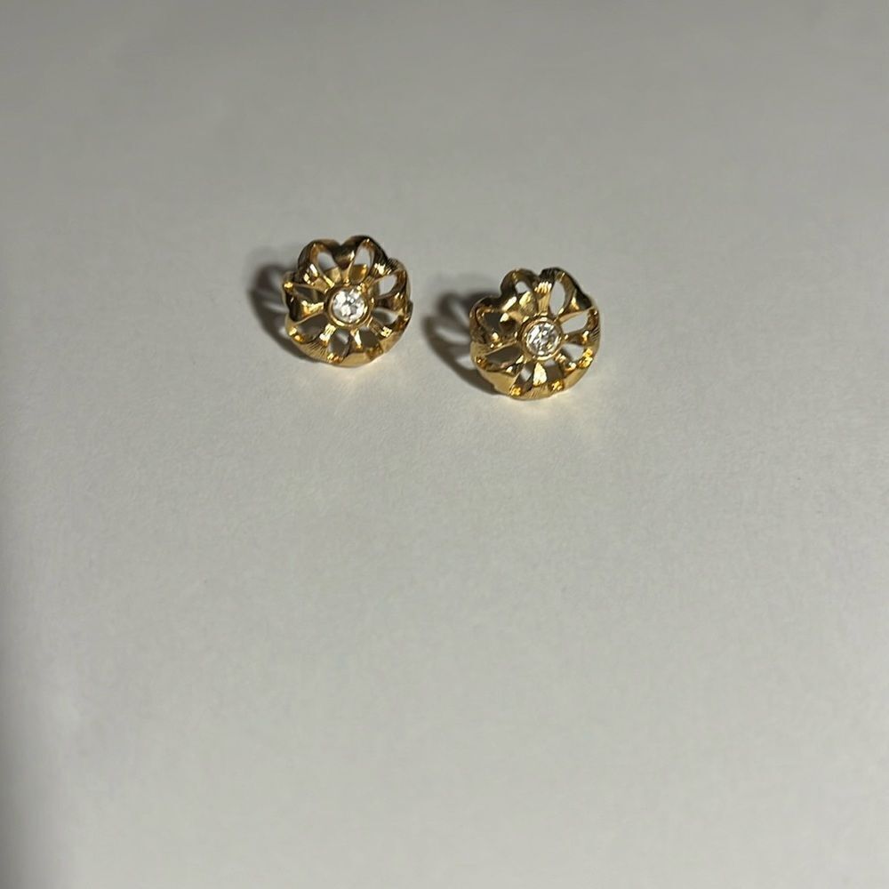 Brilliant simulated Vintage Avon April birthstone pierced earrings.